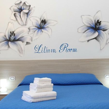 B&B Flower'S House Наполи Екстериор снимка