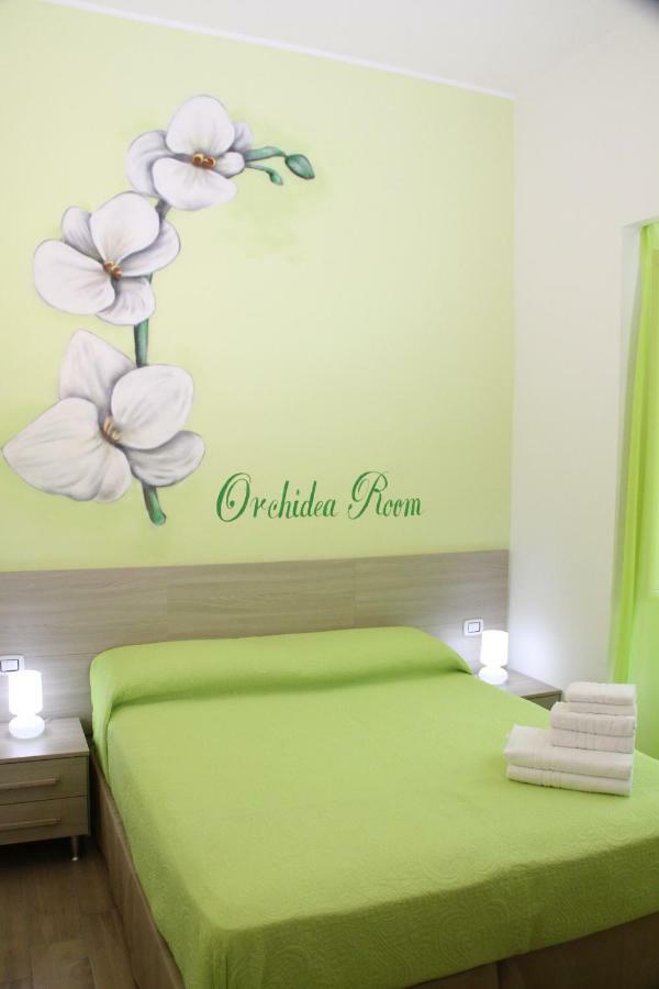 B&B Flower'S House Наполи Екстериор снимка