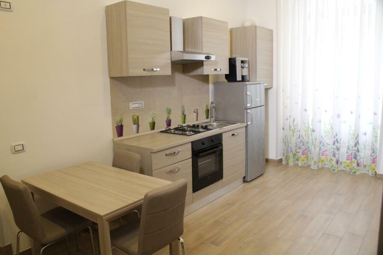 B&B Flower'S House Наполи Екстериор снимка